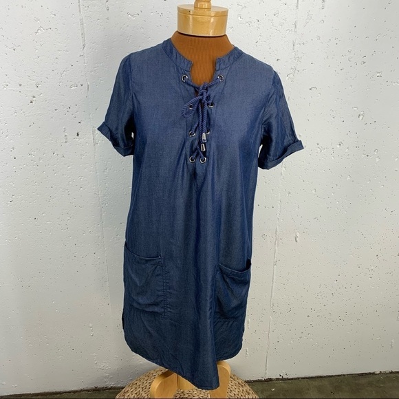 Lovers + FRIENDS size Small Lace Up V Neck Denim Shift Dress - Picture 3 of 13